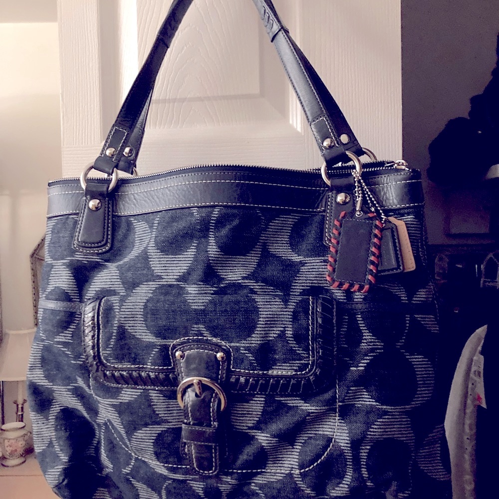 Coach Poppy Signature Bag